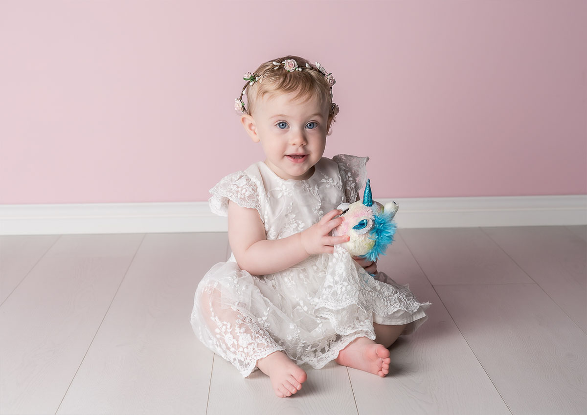 Connect Photography | cake-smash photography | Runcorn